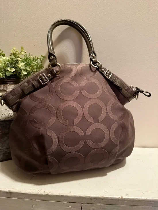 Coach Op Art Madison Lindsey Large Gray Handbag Satchel Tote $358 - Picture 4 of 12